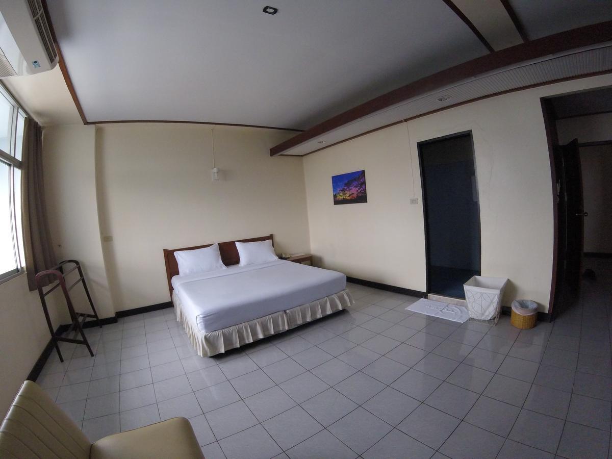 Tapee Hotel Surat Thani Eksteriør bilde