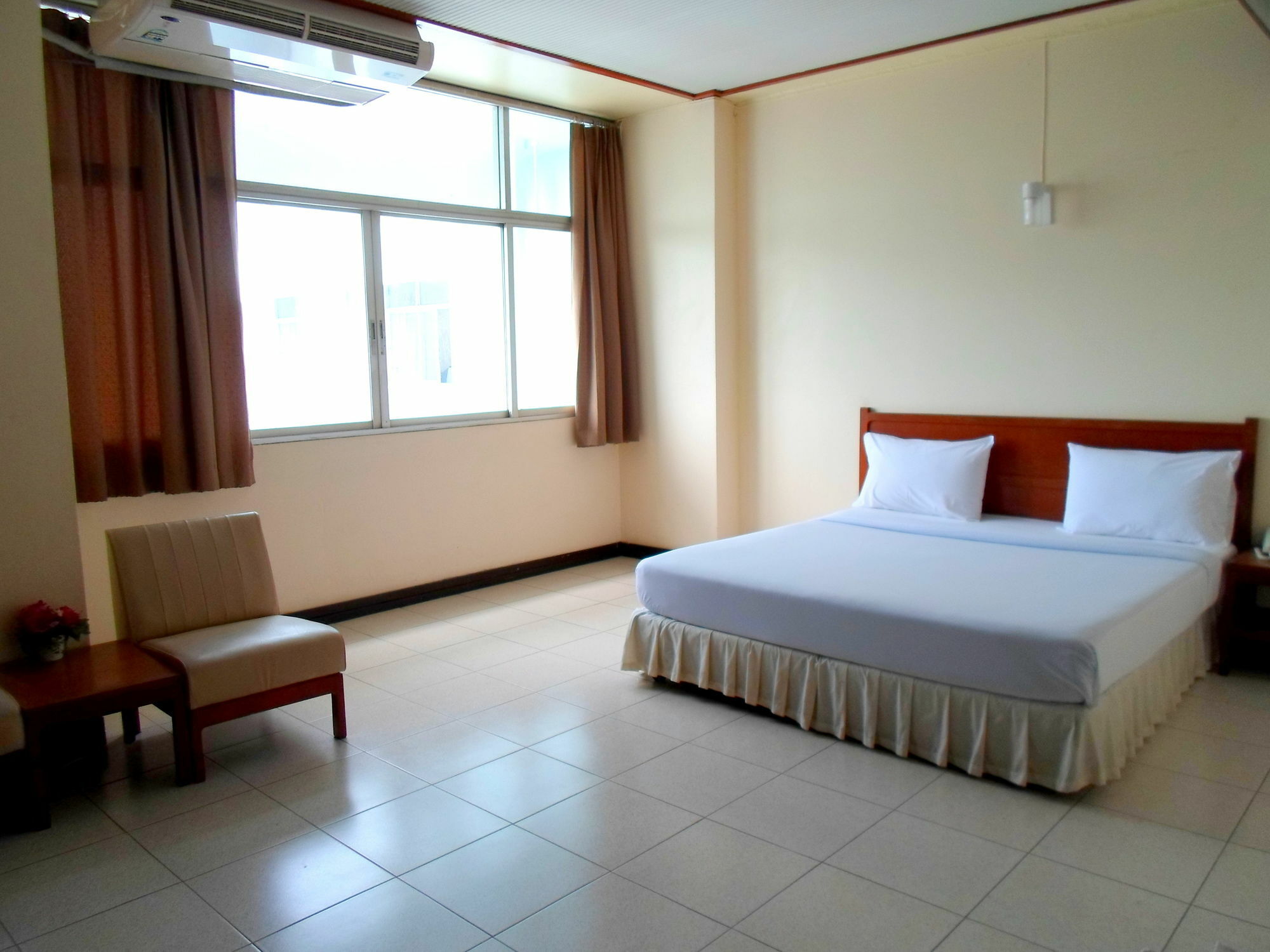 Tapee Hotel Surat Thani Eksteriør bilde